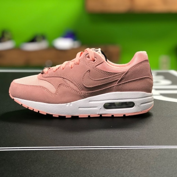 have a nike day coral